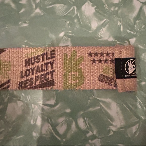 Jonn Cena Child’s unisex belt, 32” WWE brand Accessory - Picture 2 of 5